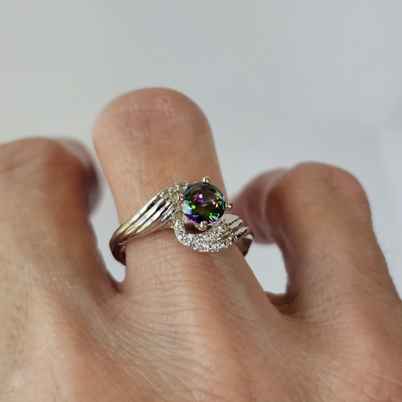 Sparkling Genuine Mystic Topaz Sterling Silver Ring. Size 6! - Picture 7 of 8